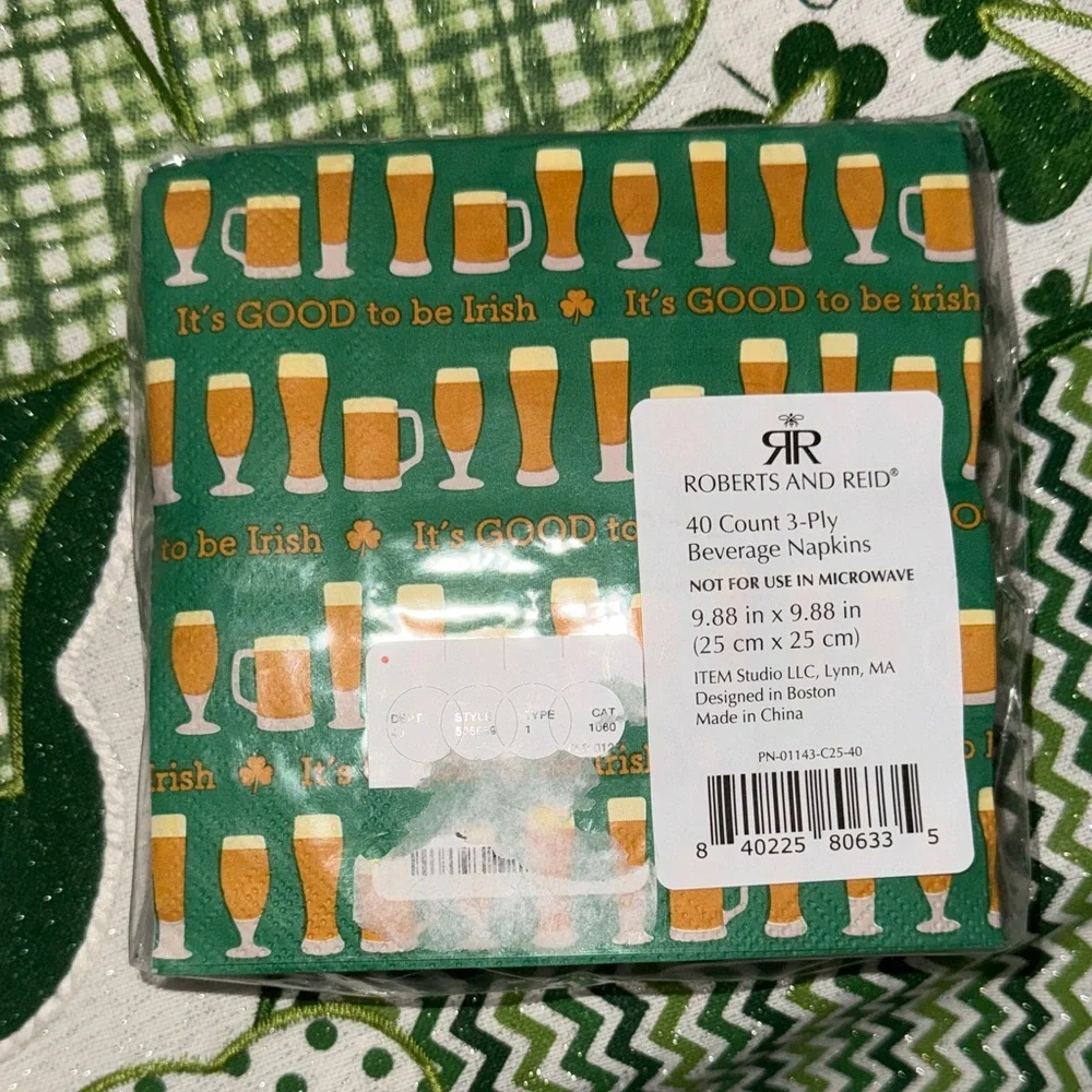 St Patricks Day Set of 16 Plates & 40 Beverage Napkins Beer